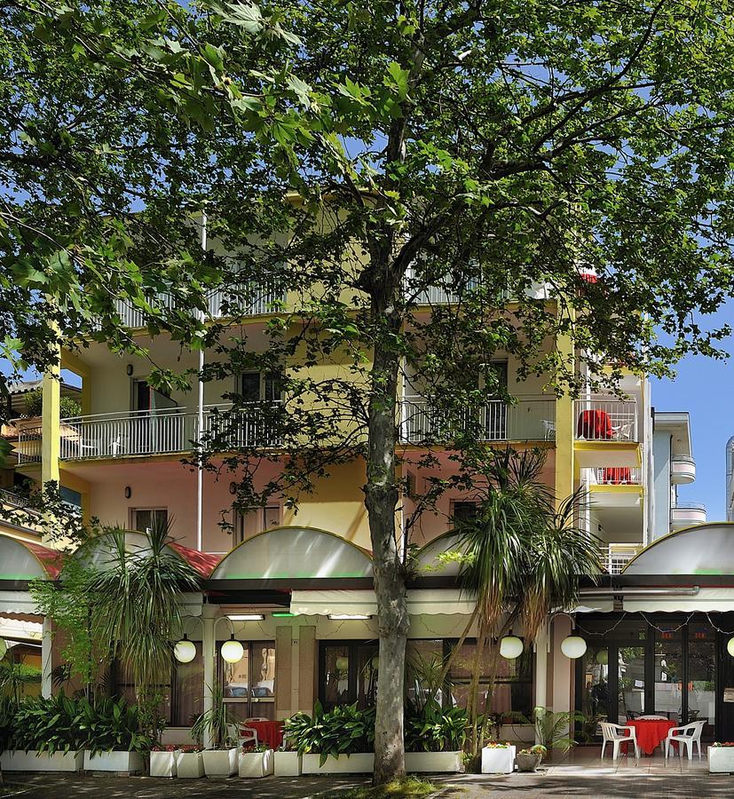 Dipendenza Hotel Las Vegas Riccione Exterior photo